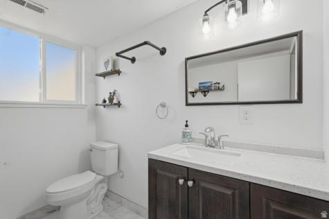 522 E 3955 S Millcreek UT 84107