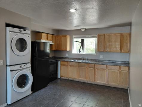 7143 S 2700 W West Jordan UT 84084