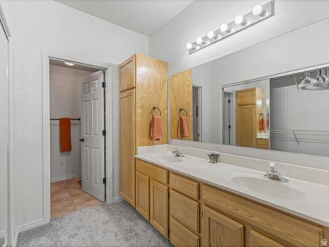 490 E 700 S Clearfield UT 84015