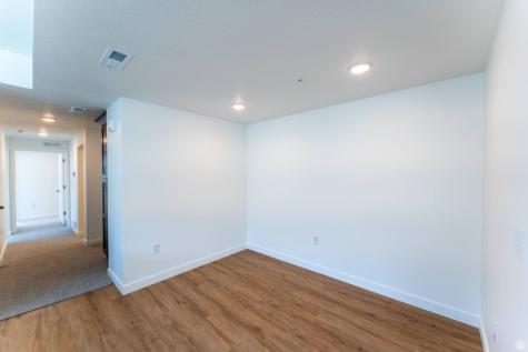 8362 S S Iris Lumi Lane W Midvale UT 84047