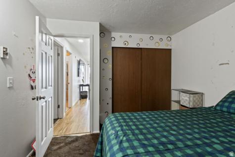 1842 E 5625 S Ogden UT 84403