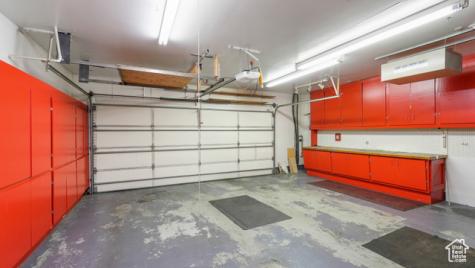 689 E 4149 S Millcreek UT 84107