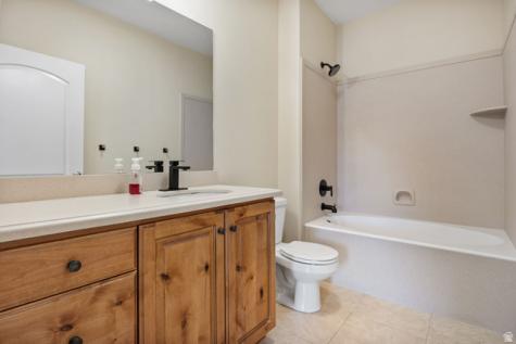 1030 N 995 W Orem UT 84057