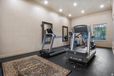 1030 N 995 W Orem UT 84057