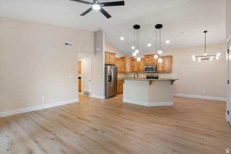 1030 N 995 W Orem UT 84057