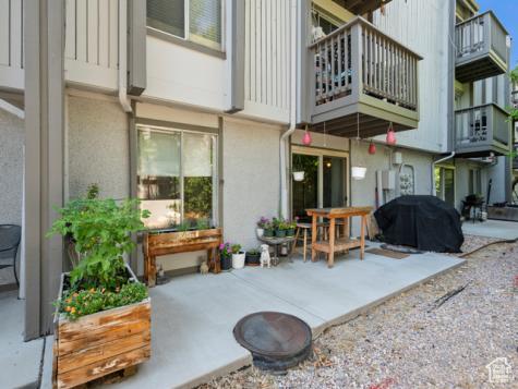 426 E Creekside Circle Murray UT 84107