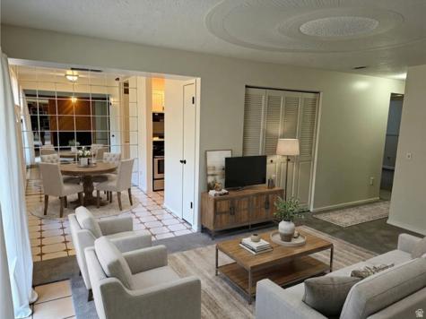 426 E Creekside Circle Murray UT 84107
