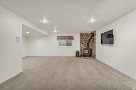 311 N 330 E Orem UT 84057