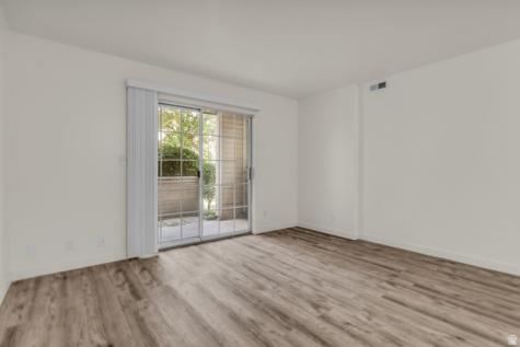 1205 E Waterside Cove Midvale UT 84047