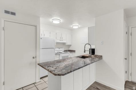 1205 E Waterside Cove Midvale UT 84047