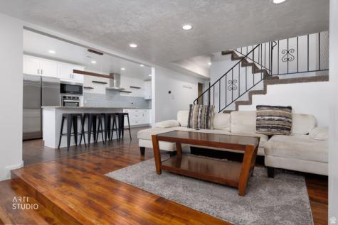 2091 N 220 E Provo UT 84604