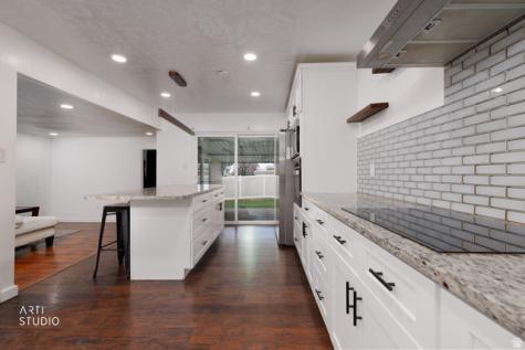 2091 N 220 E Provo UT 84604