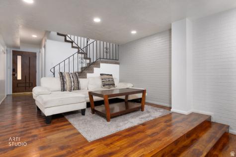 2091 N 220 E Provo UT 84604