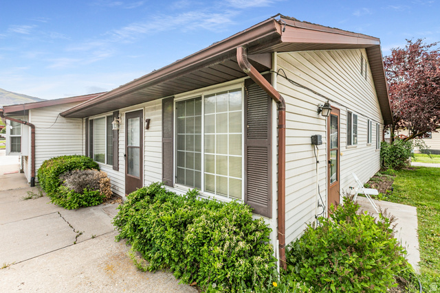 1709 N 200 W Bountiful UT 84010
