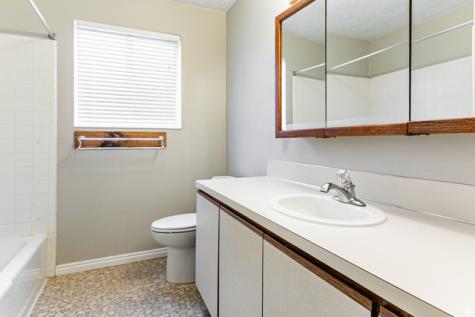 1709 N 200 W Bountiful UT 84010