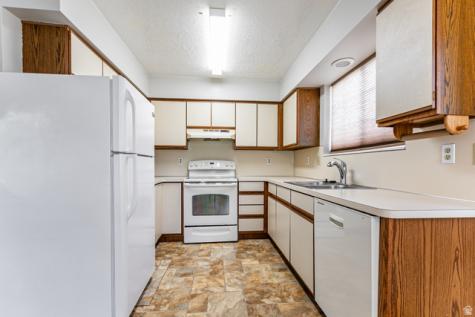 1709 N 200 W Bountiful UT 84010