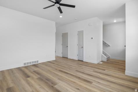 241 W 1160 N Tooele UT 84074