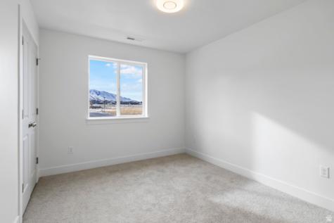 241 W 1160 N Tooele UT 84074