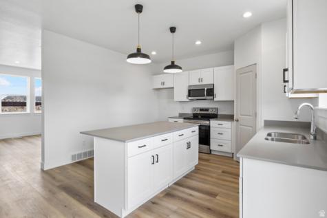 241 W 1160 N Tooele UT 84074