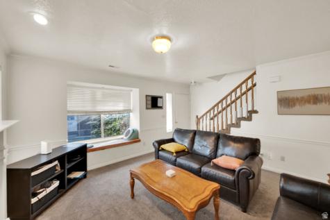 241 W 2230 N Provo UT 84604