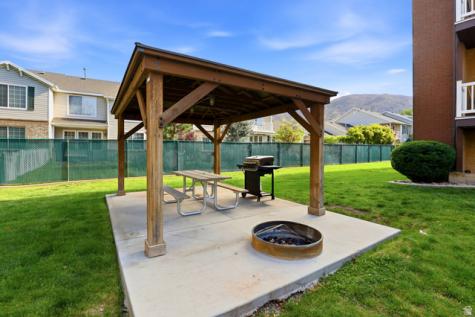 88 W 50 S Centerville UT 84014