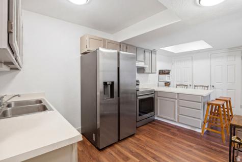 88 W 50 S Centerville UT 84014