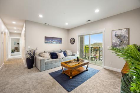 157 W Springview Drive N Saratoga Springs UT 84045