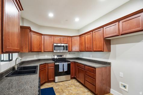 157 W Springview Drive N Saratoga Springs UT 84045