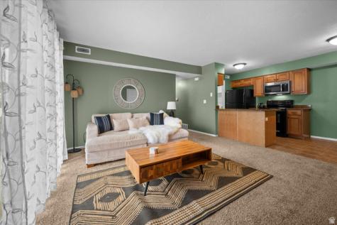 2095 S Main Street Bountiful UT 84010