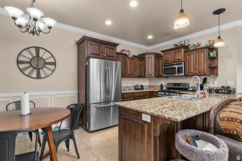 476 W 200 N Springville UT 84663