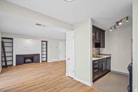 456 E Creekside Circle Murray UT 84107