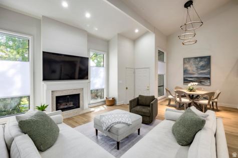 1706 E 6485 S Salt Lake City UT 84121