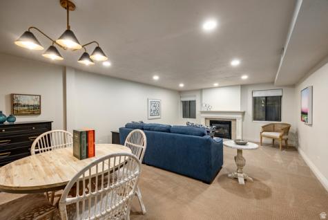 1706 E 6485 S Salt Lake City UT 84121