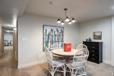1706 E 6485 S Salt Lake City UT 84121