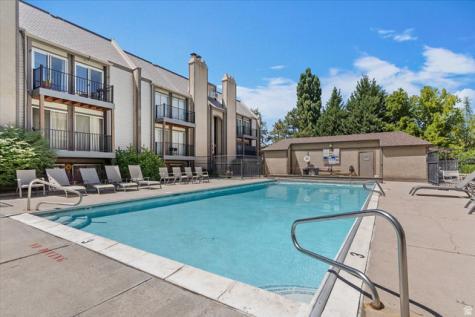 5328 S 570 E Murray UT 84107