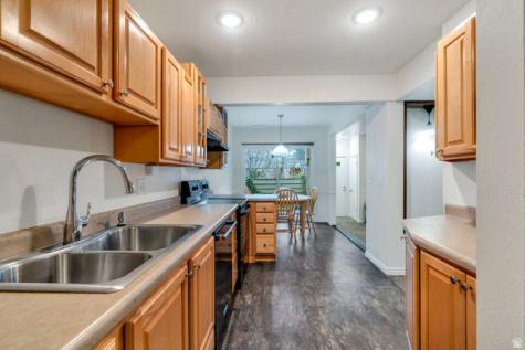 3221 Shadowbrook Circle Provo UT 84604