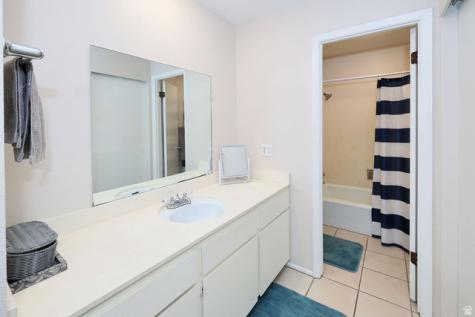 5321 S 580 E Murray UT 84107