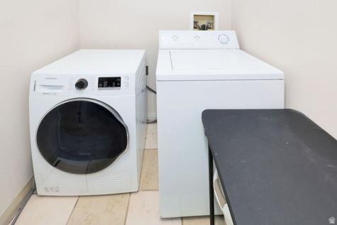 5321 S 580 E Murray UT 84107