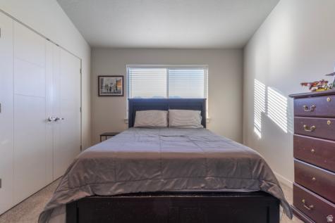 67 W 600 S Springville UT 84663