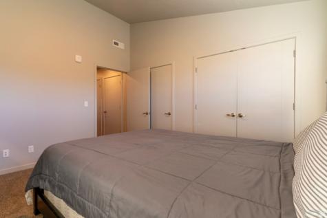 67 W 600 S Springville UT 84663