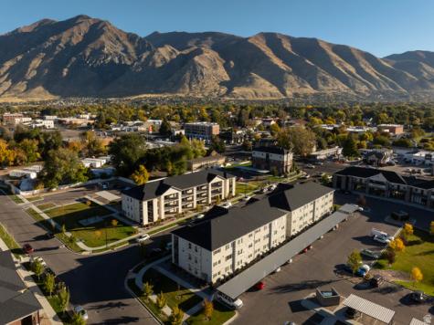 67 W 600 S Springville UT 84663