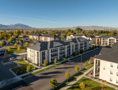 67 W 600 S Springville UT 84663