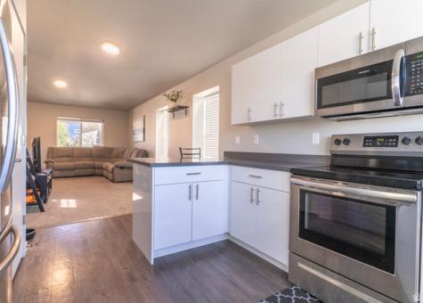 67 W 600 S Springville UT 84663