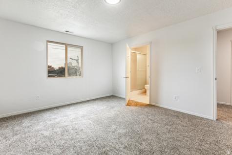 2839 S Vanburen Avenue E Ogden UT 84403