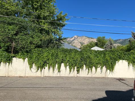 2839 S Vanburen Avenue E Ogden UT 84403