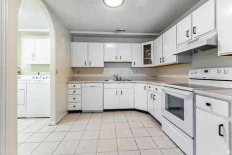 2839 S Vanburen Avenue E Ogden UT 84403