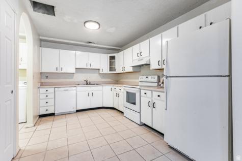 2839 S Vanburen Avenue E Ogden UT 84403