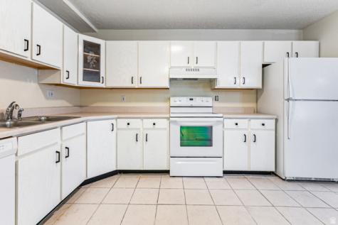 2839 S Vanburen Avenue E Ogden UT 84403