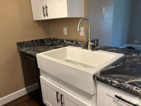 1212 E Waterside Cove Cottonwood Heights UT 84047