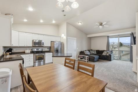 282 W 605 N Centerville UT 84014